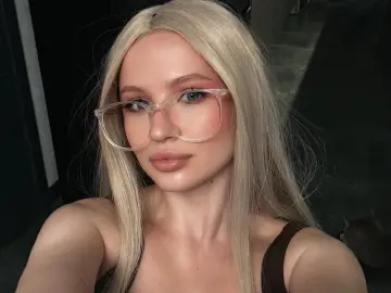 Imlive Adult Webcams of AnnyMuse