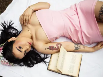 Imlive Free Porn Cam of Connie4