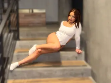 Imlive Nude Webcam of LaraHarvey