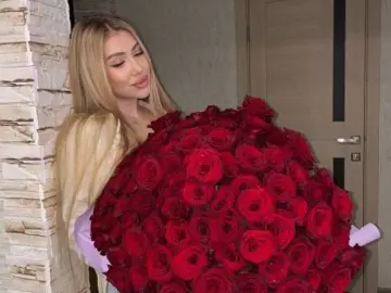 Imlive Watch Live Sex Cams of businka111
