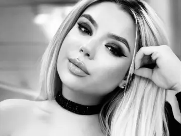 Imlive Adult Webcam of EllBlue303