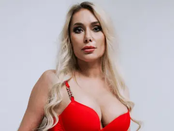 Livejasmin Live Sex Cam of IsadoraDunkan