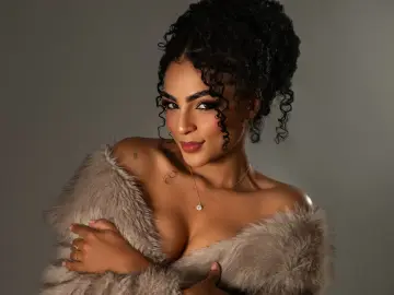 Livejasmin Free Porn Cam of ZoeRiveira