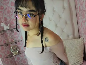 Livejasmin Free Porn Cam of MinniVincent
