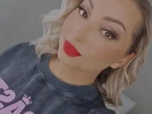 Myfreecams Live Sex Cam of Magic_Tits