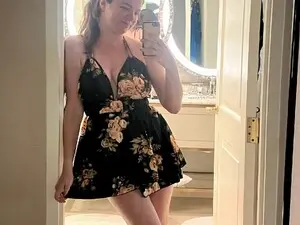 Myfreecams Sex Chat of Bella_Kenzie