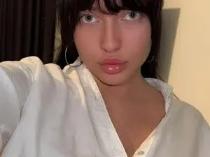 Myfreecams Private Sex Chat of yourbustygirl