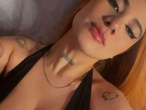 Myfreecams Free Live Porn of Evelyn_rey