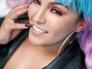 Myfreecams Watch Live Sex Cams of Vero_Jhonson