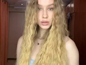 Myfreecams Sex Chat of Alice_Maryt