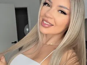 Myfreecams Live Porn of bellalopez