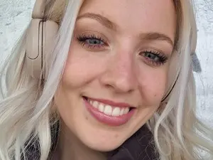 Myfreecams Best live sex cam show of Lucy_Cutie