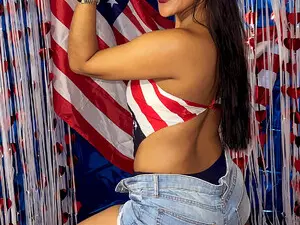 Myfreecams Live Sex of Luna_brown7