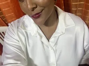 Myfreecams Live Sex Cam of Dianabrownn
