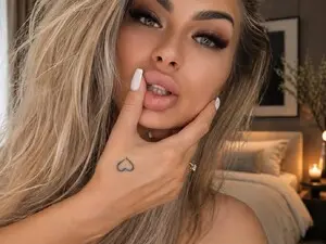 Myfreecams Adult Webcam of Blondeceline