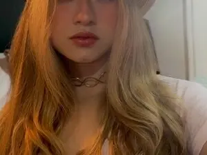 Myfreecams Free Live Porn of Mia_curry