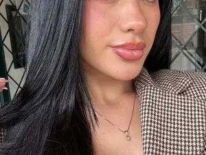 Myfreecams Sex Chat of Emi_Rosse