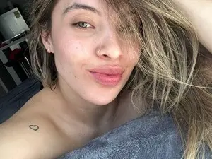 Myfreecams Live Sex Cam of Anyilux
