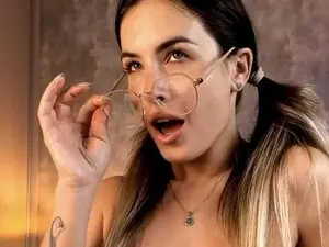 Myfreecams Nude Webcam of Mq_Raisa