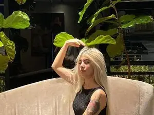 Myfreecams Live Porn of SaraThomson