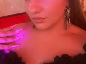 Myfreecams Live Sex of SophieLuxe