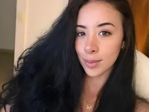 Myfreecams Watch Live Sex Cams of DaniiG_