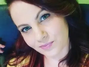 Myfreecams Nude Webcam of Izabell85