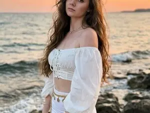 Myfreecams Watch Live Sex Cams of Nessa_Pearl