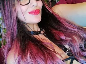 Myfreecams Adult Webcam of CARMENVILLA1