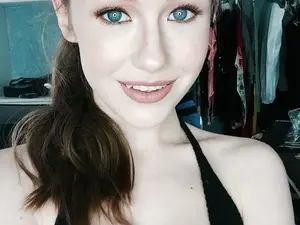 Myfreecams Adult Webcams of EmilyBloom