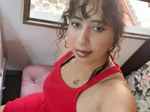 Myfreecams Sex Chat of EmmaLoyd