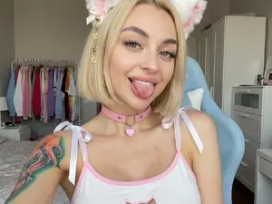 Myfreecams Adult Video Chat of YourLizzyDoll