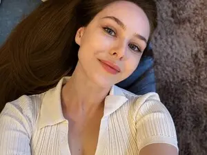 Myfreecams Sex Cam of Aeroliss