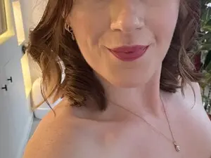 Myfreecams Free Porn Cam of Miss_rosie_uk