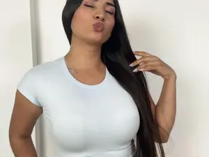 Myfreecams Live Sex Cam of Hanna_milano