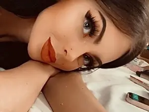 Myfreecams Free Live Porn of HurricaneKat_