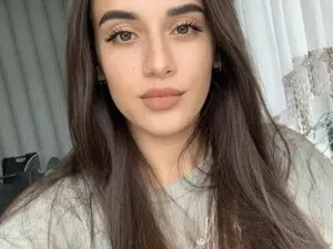 Myfreecams Free Porn Cam of AlinaXxx_