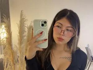 Myfreecams Nude Webcam of Riley_sierra