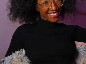 Myfreecams Watch Live Sex Cams of CarolineS