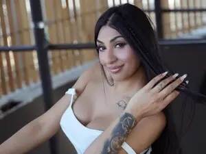 Myfreecams Watch Live Sex Cams of EmmaHale