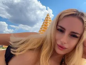 Myfreecams Live Sex of ChristiHanson