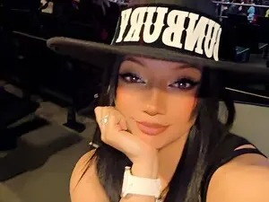 Myfreecams Live Sex Cam of Yourcutegiirl