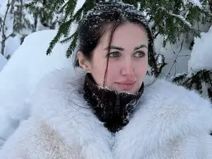 Myfreecams Free Porn Cam of TessaXXXPosh
