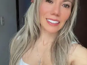 Myfreecams Nude Webcam of Camila_velvett