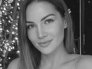 Myfreecams Free Live Porn of ArianaAri
