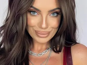 Myfreecams Watch Live Sex Cams of Anabella_Star