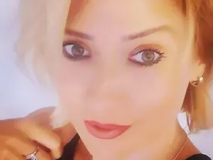 Myfreecams Watch Live Sex Cams of SassyOwl