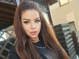 Streamate Live Sex Cam of Alesquirt111