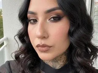 Streamate Live Porn of HeraM