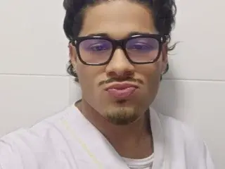 Streamate Sex Cam of RyanStone77